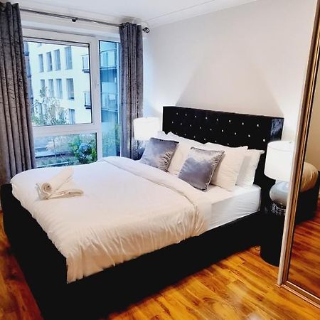 Double King Suite, Canary Wharf Waterfront ロンドン エクステリア 写真