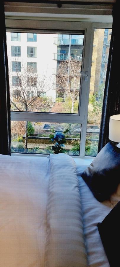Double King Suite, Canary Wharf Waterfront ロンドン エクステリア 写真