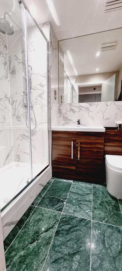 Double King Suite, Canary Wharf Waterfront ロンドン エクステリア 写真