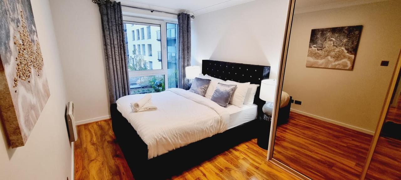 Double King Suite, Canary Wharf Waterfront ロンドン エクステリア 写真
