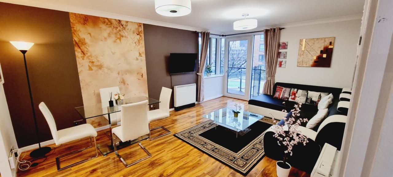 Double King Suite, Canary Wharf Waterfront ロンドン エクステリア 写真