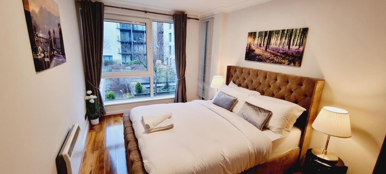 Double King Suite, Canary Wharf Waterfront ロンドン エクステリア 写真
