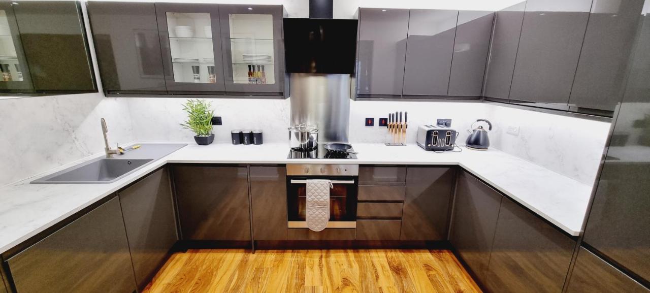 Double King Suite, Canary Wharf Waterfront ロンドン エクステリア 写真